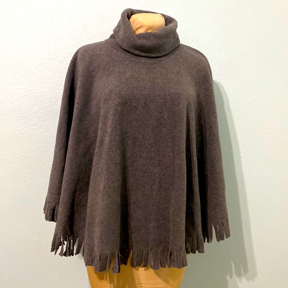 Cover Me Ponchos/shrugs size S